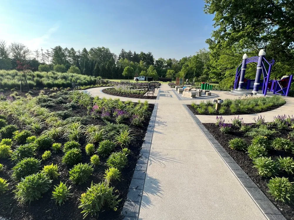 Expert lawn mowing service in Hamilton, OH - K&R Landscaping