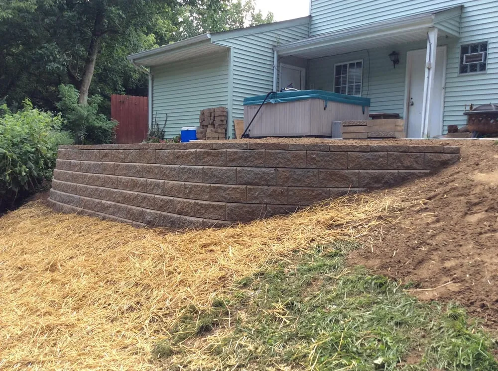 Custom yard cleanup service experts serving Hamilton, OH - K&R Landscaping