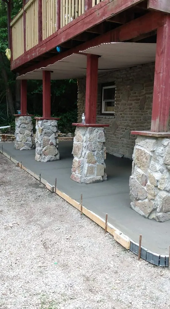 Custom landscaping services in Aurora, IN by KR Outdoor Services