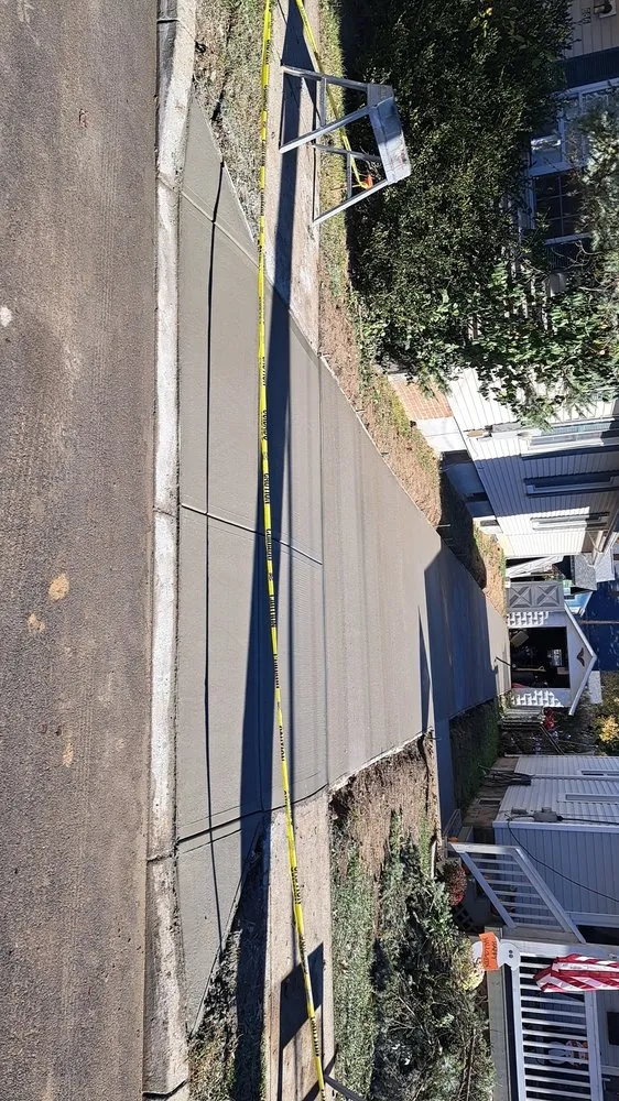 Custom yard cleanup service for beautiful yards in Aurora, IN by KR Outdoor Services