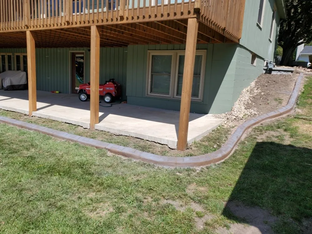 Local residential landscaping for residential properties across Lone Rock, WI - Krafty Kurbs