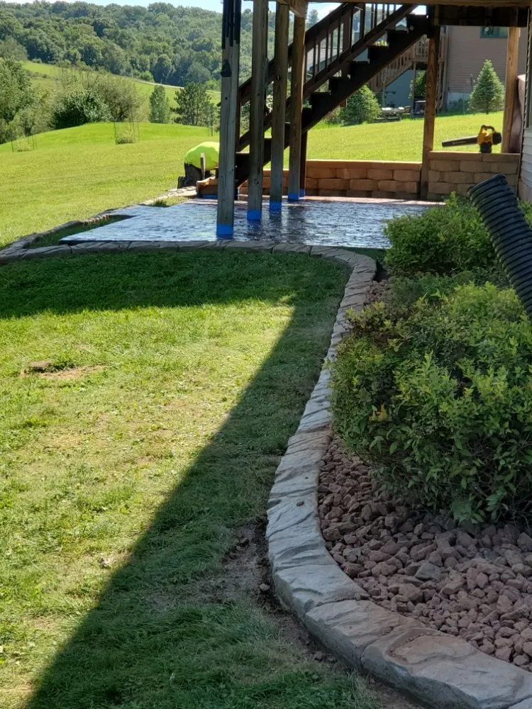 Reliable garden landscaping in Lone Rock, WI - Krafty Kurbs