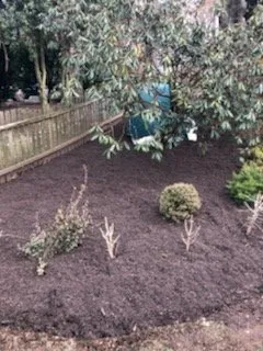 Local yard maintenance in Horsham, PA by Kratzer landscaping