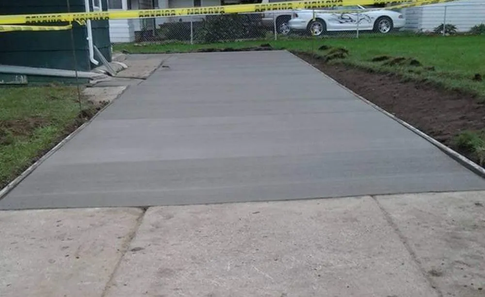 Top-rated residential landscaping in Lansing, MI by KRD Concrete Works
