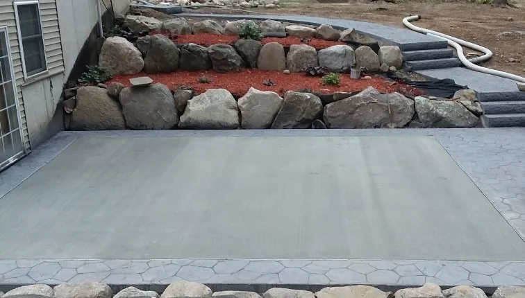 Reliable yard maintenance for beautiful yards in Lansing, MI by KRD Concrete Works