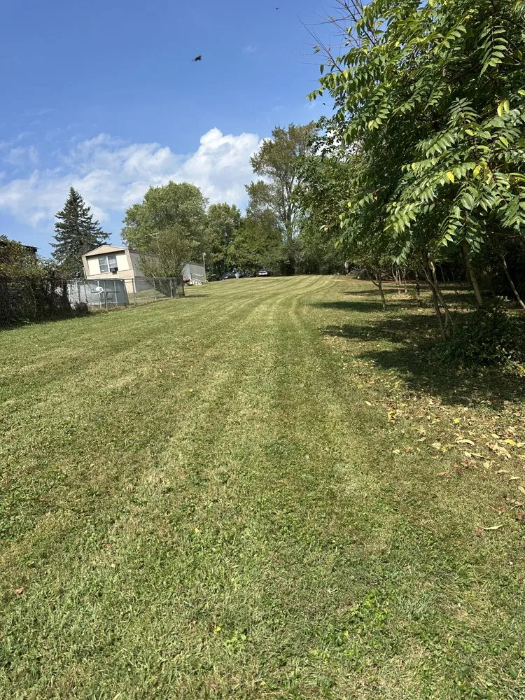 Professional residential landscaping in Chilhowie, VA - Kreative Kuttz