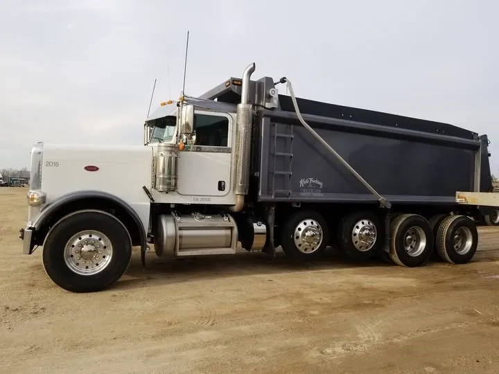 Expert outdoor landscaping experts serving Hartford, WI - Krebs Trucking