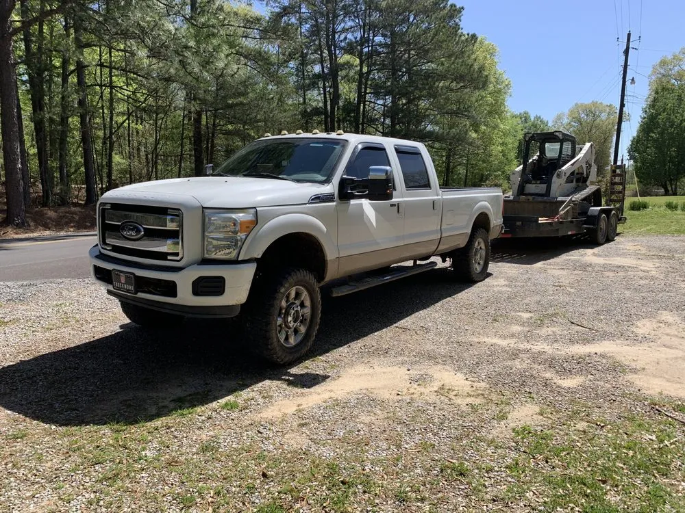 Top-rated lawn mowing service for beautiful yards across Jasper, AL - Kreed excavations and landscape