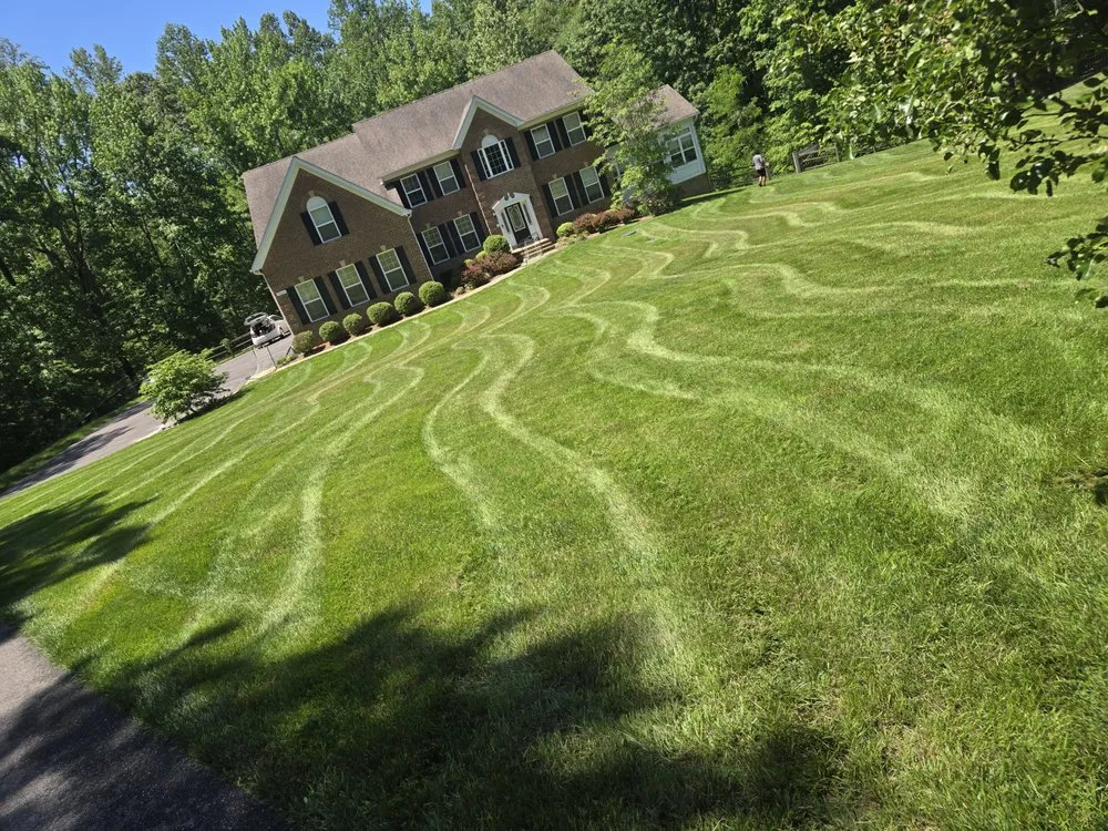 Expert yard cleanup service for homes across Huntingtown, MD - Krenik Lawn Services