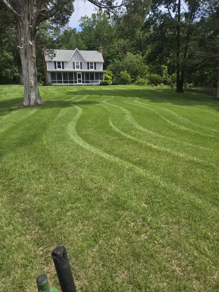 Reliable outdoor landscaping in Huntingtown, MD by Krenik Lawn Services