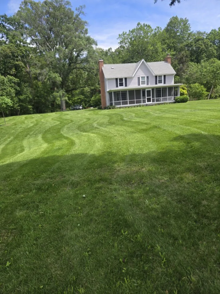 Affordable landscaping services in Huntingtown, MD by Krenik Lawn Services