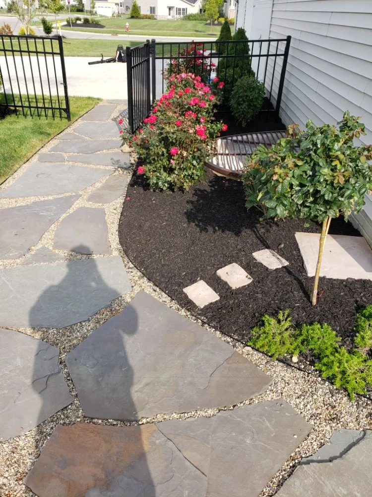 Local yard maintenance with custom design in Berea, OH by Kren’s Kreations