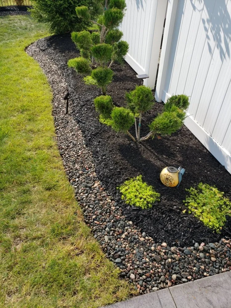 Professional yard maintenance for beautiful yards in Berea, OH by Kren’s Kreations