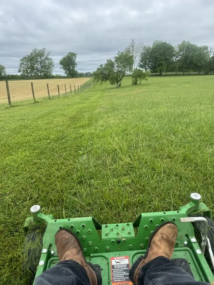 Affordable lawn care service for residential properties in Bowling Green, KY by Krillen Lawn Care