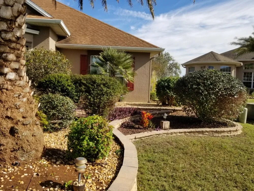 Trusted garden landscaping experts serving Weirsdale, FL - Kris Faulkner's Lawn Services