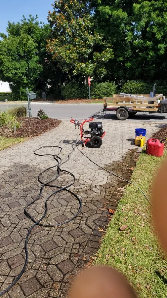 Local residential landscaping in Fort Walton Beach, FL - Kristi And David Cleaning