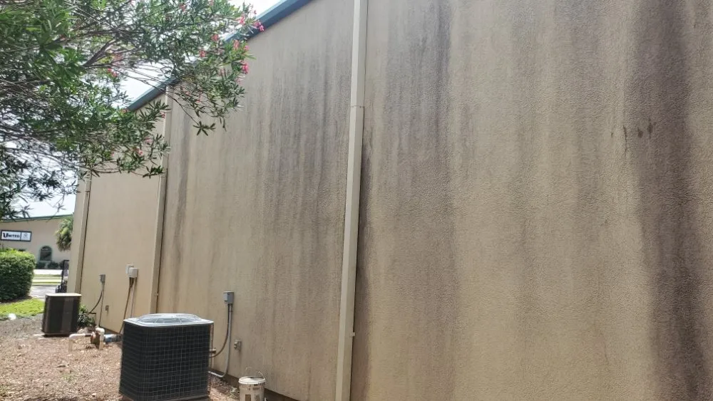 Local garden landscaping in Fort Walton Beach, FL - Kristi And David Cleaning