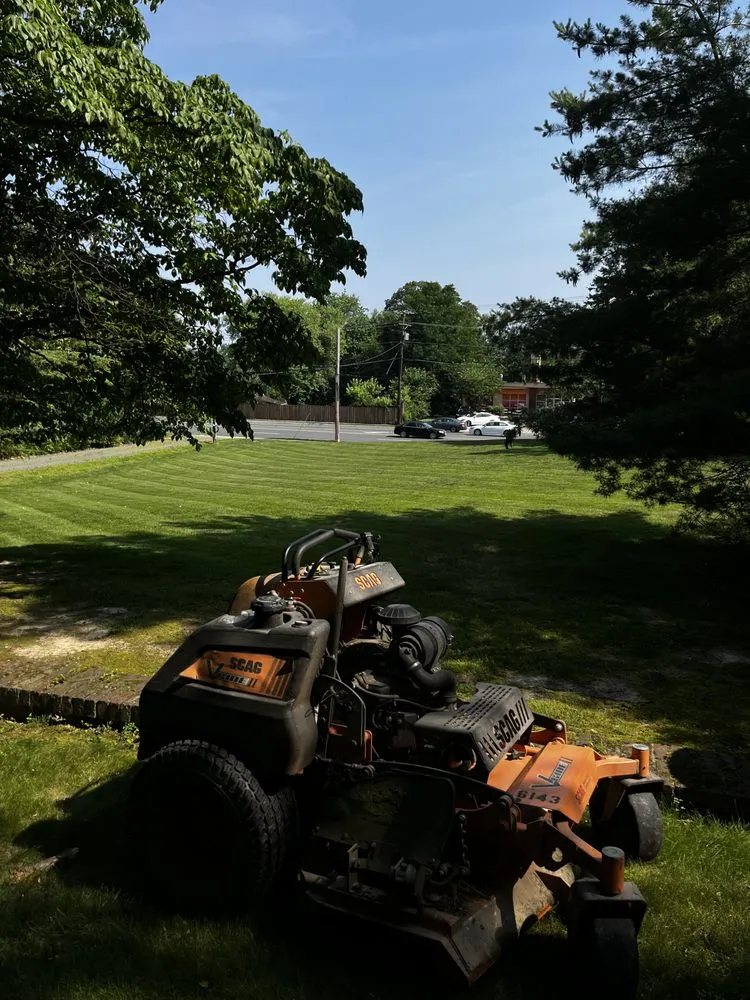 Affordable lawn mowing service in Fairfax, VA - Kristian's Lawn & Landscape