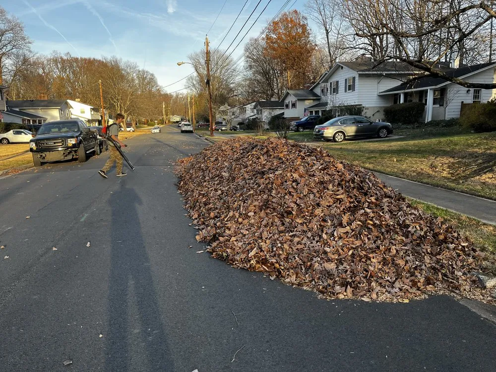 Custom lawn mowing service experts serving Fairfax, VA - Kristian's Lawn & Landscape