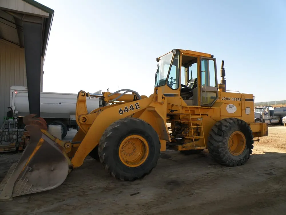Local yard cleanup service experts serving Paso Robles, CA - Kritz Excavating & Trucking