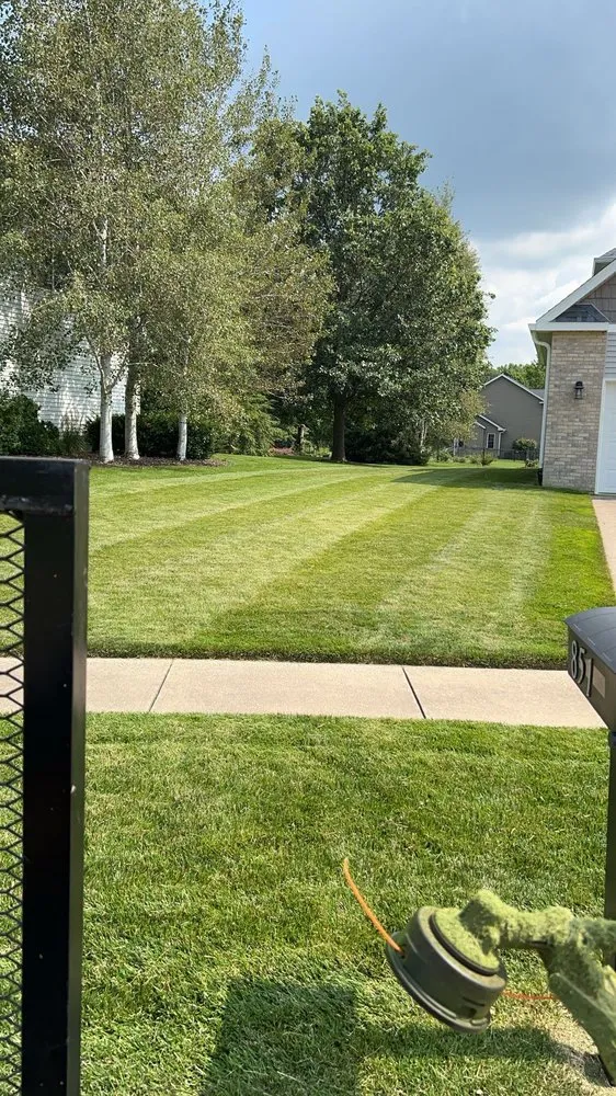 Trusted lawn care service near you in Eldridge, IA by Kruse Lawns and Services