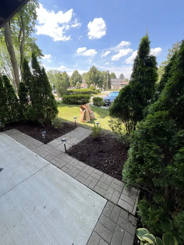 Local yard maintenance for beautiful yards across Aurora, IL - KS Landscaping