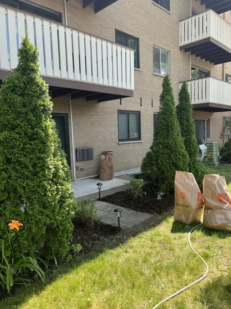 Trusted outdoor landscaping in Aurora, IL by KS Landscaping