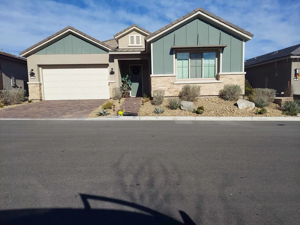 Professional lawn mowing service in Las Vegas, NV - K's Lawn Services