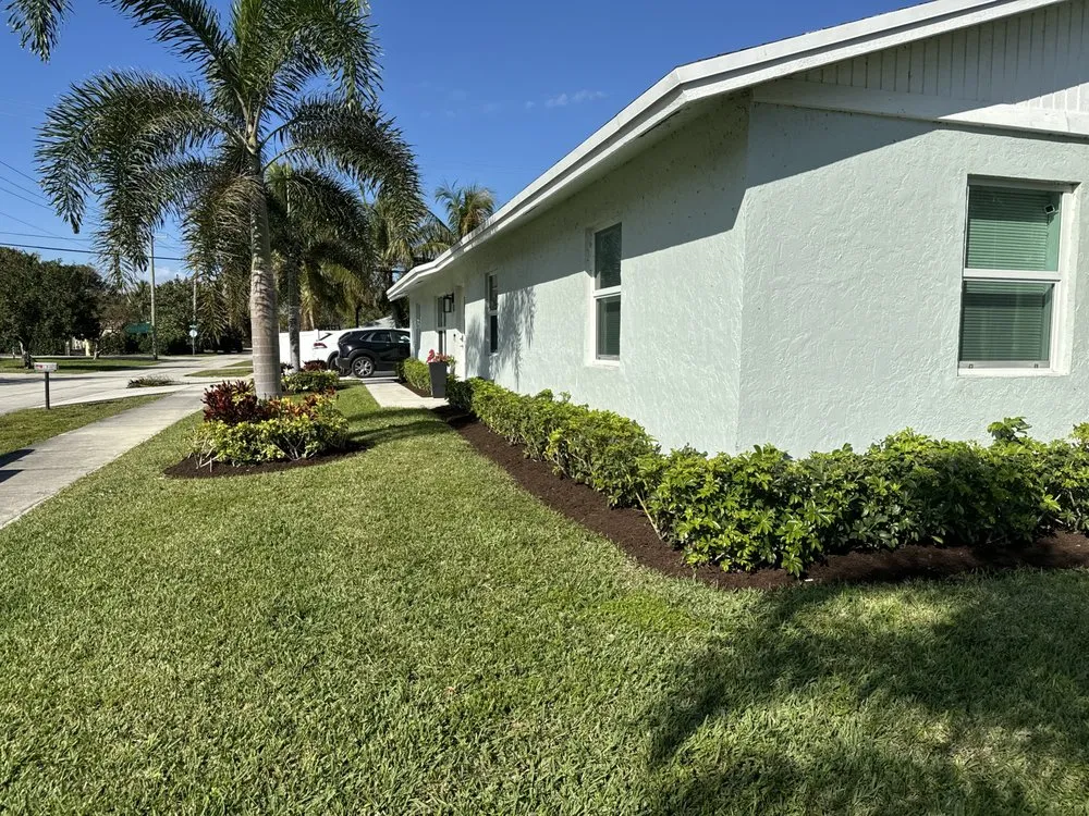 Expert lawn care service in Delray Beach, FL by Ks lawns r us