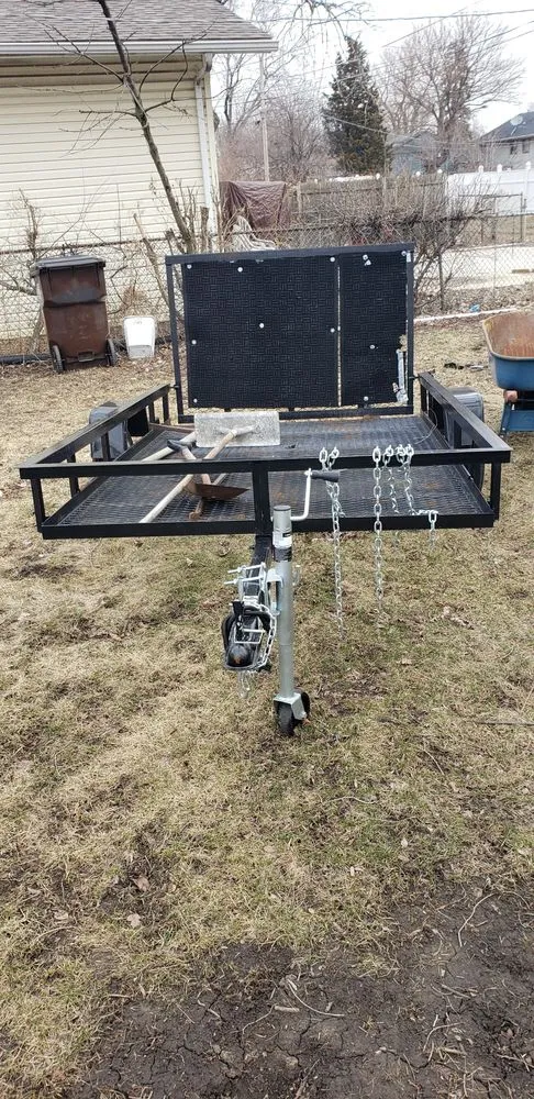 Local yard maintenance for residential properties in Harvey, IL by Ks Snow Angels