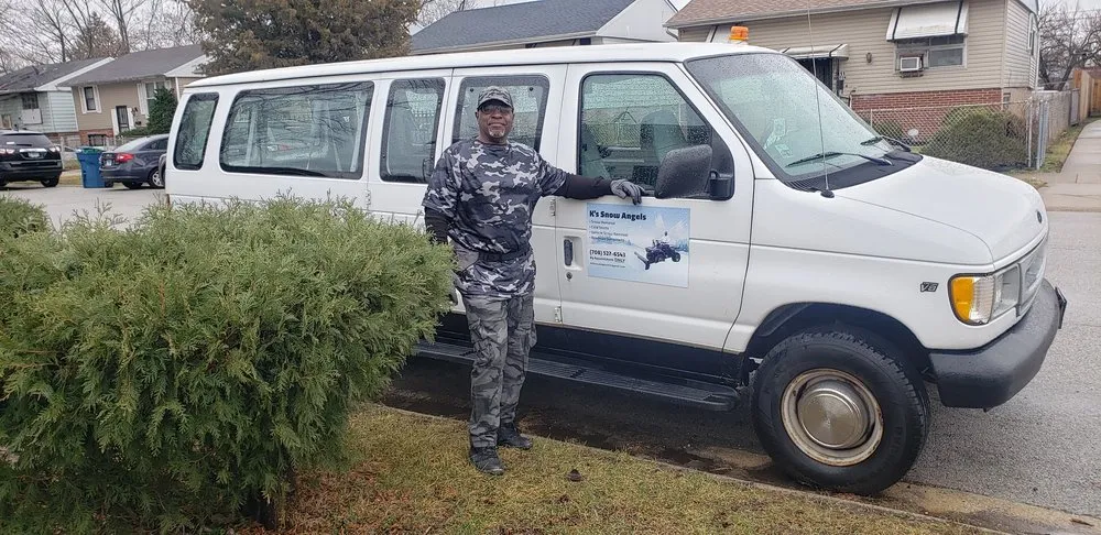 Reliable residential landscaping in Harvey, IL by Ks Snow Angels