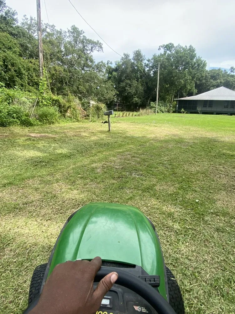 Professional lawn care service with custom design in Mobile, AL by Ksp Landscaping