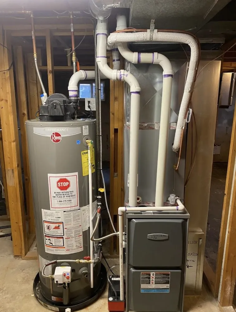 Custom yard maintenance experts serving Denver, CO - Kt black