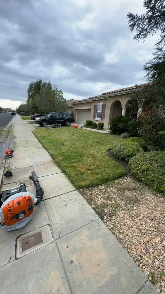 Reliable outdoor landscaping for beautiful yards in Fresno, CA by KT Landscaping