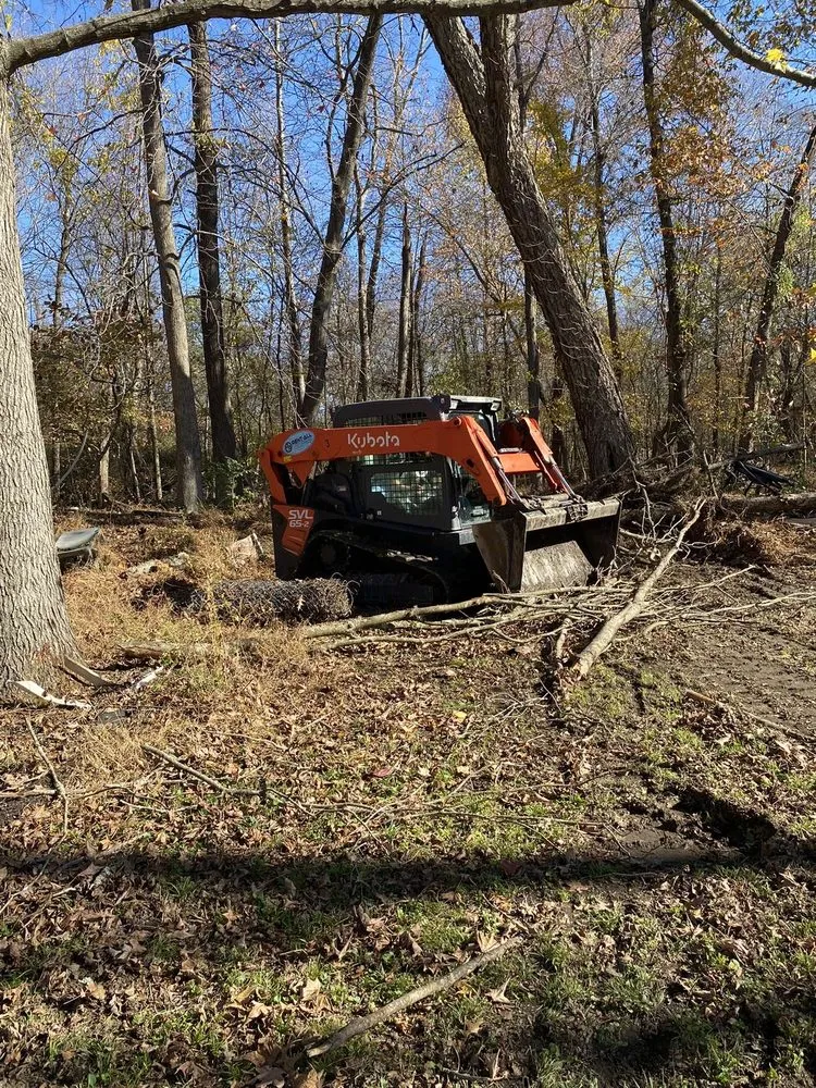 Professional lawn mowing service in Herrin, IL by K&T landscaping