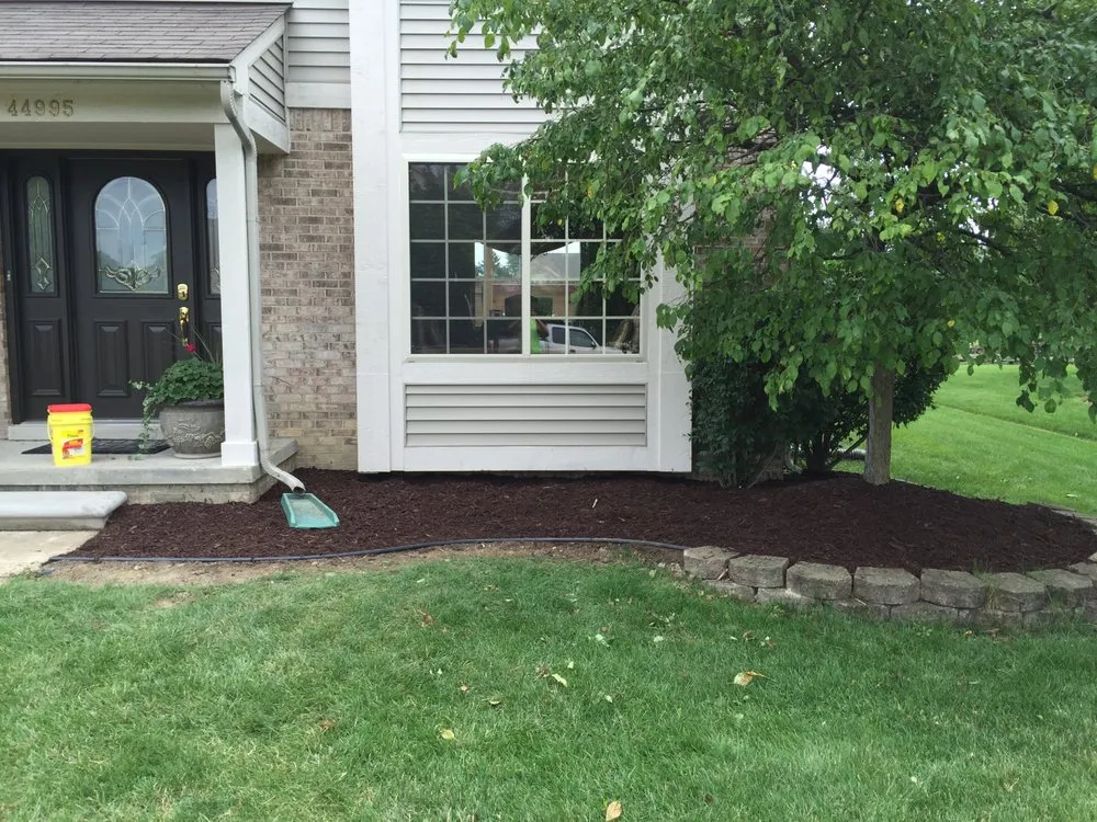 Reliable residential landscaping experts serving Walled Lake, MI - K&T landscaping Services