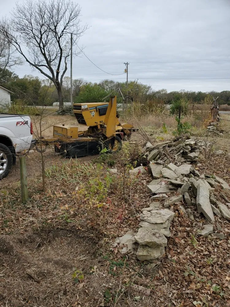 Top-rated yard maintenance in El Dorado, KS - KTE Services