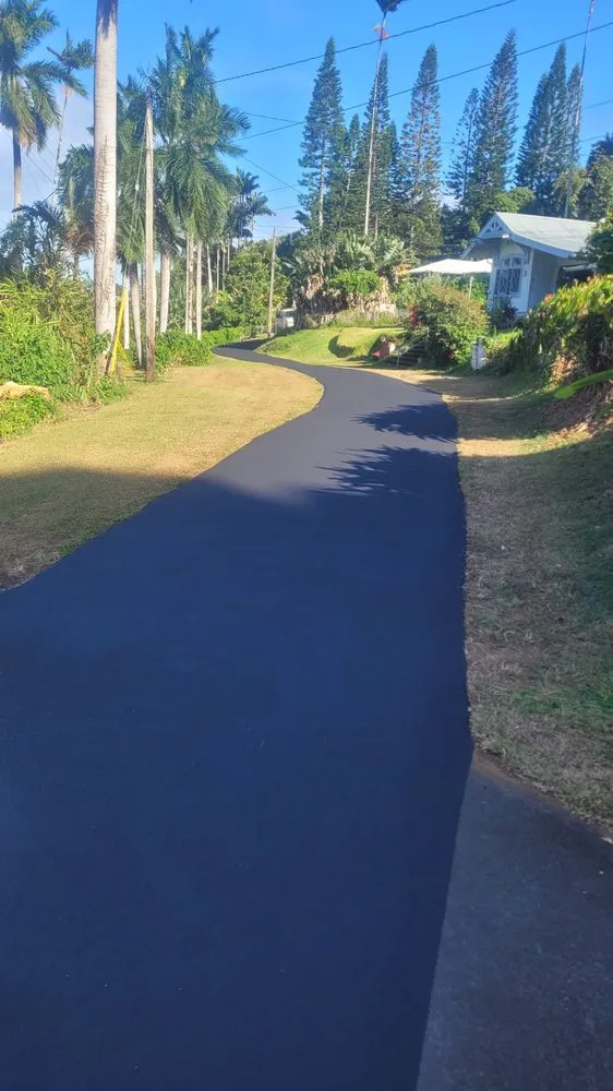 Professional yard cleanup service in Hilo, HI - KUA Asphalt Paving