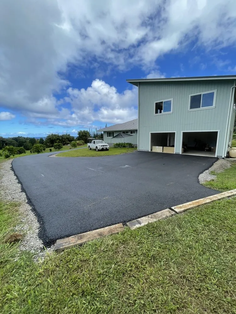 Affordable lawn care service experts serving Hilo, HI - KUA Asphalt Paving