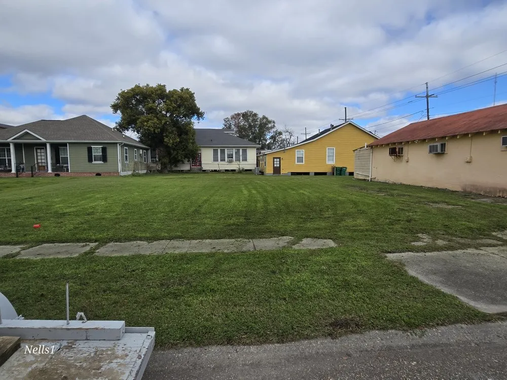 Local landscape installation for year-round maintenance in New Orleans, LA by Kuality Kutz Lawn Care