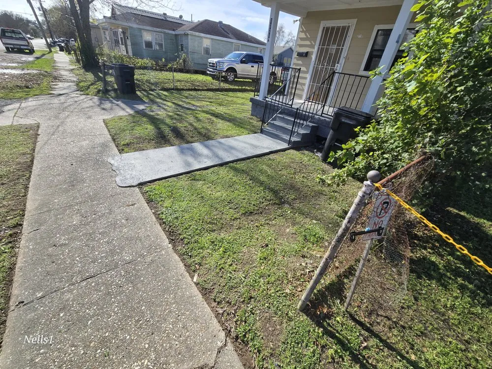 Custom outdoor landscaping in New Orleans, LA - Kuality Kutz Lawn Care