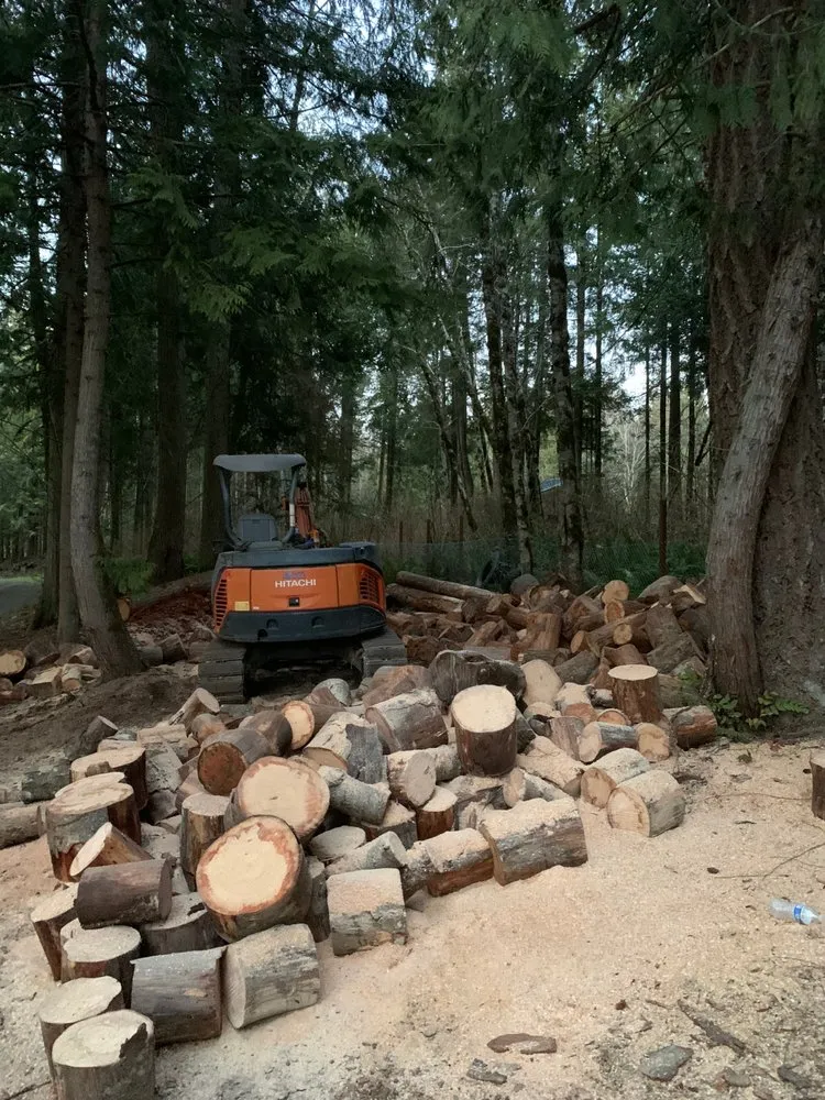 Local lawn mowing service in Lacey, WA - Kuber Earthworks