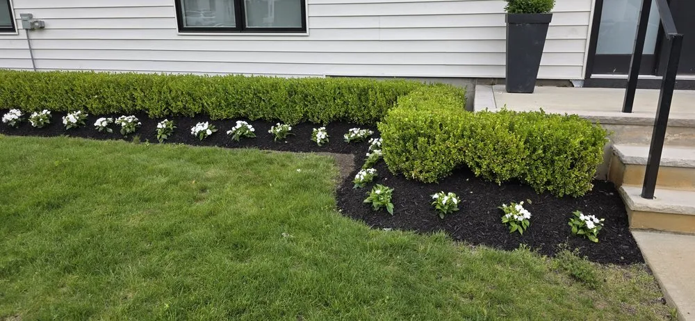 Reliable garden landscaping experts serving Lakewood, NJ - Kuki's Landscape&design