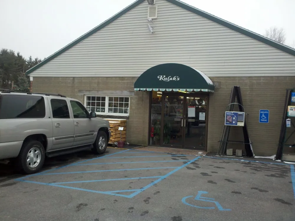 Trusted outdoor landscaping for beautiful yards in Rexford, NY by Kulak Nursery & Landscaping