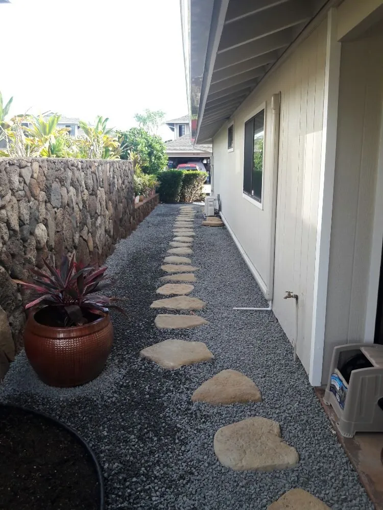 Reliable yard cleanup service for year-round maintenance across Honolulu, HI - Kula's Landscaping