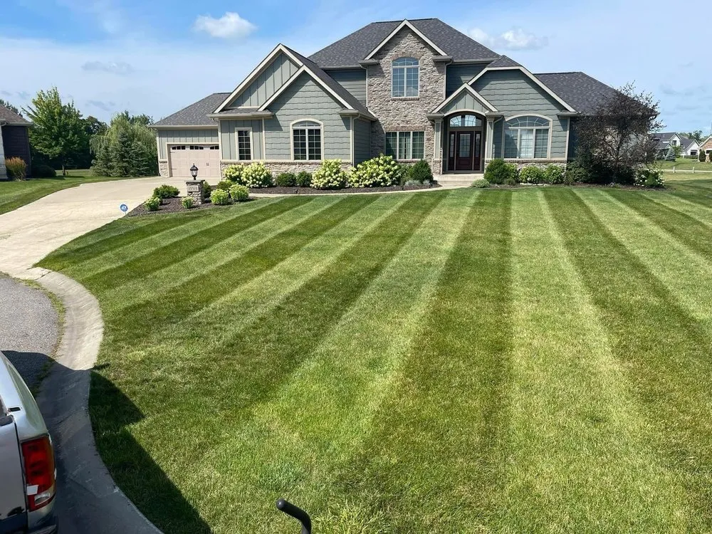 Local lawn mowing service in Fort Wayne, IN by Kumfer’s Lawn Care Service