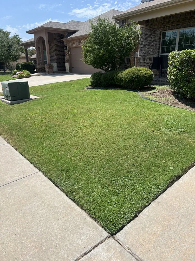 Top-rated garden landscaping in Argyle, TX by Kunkle Lawn Services