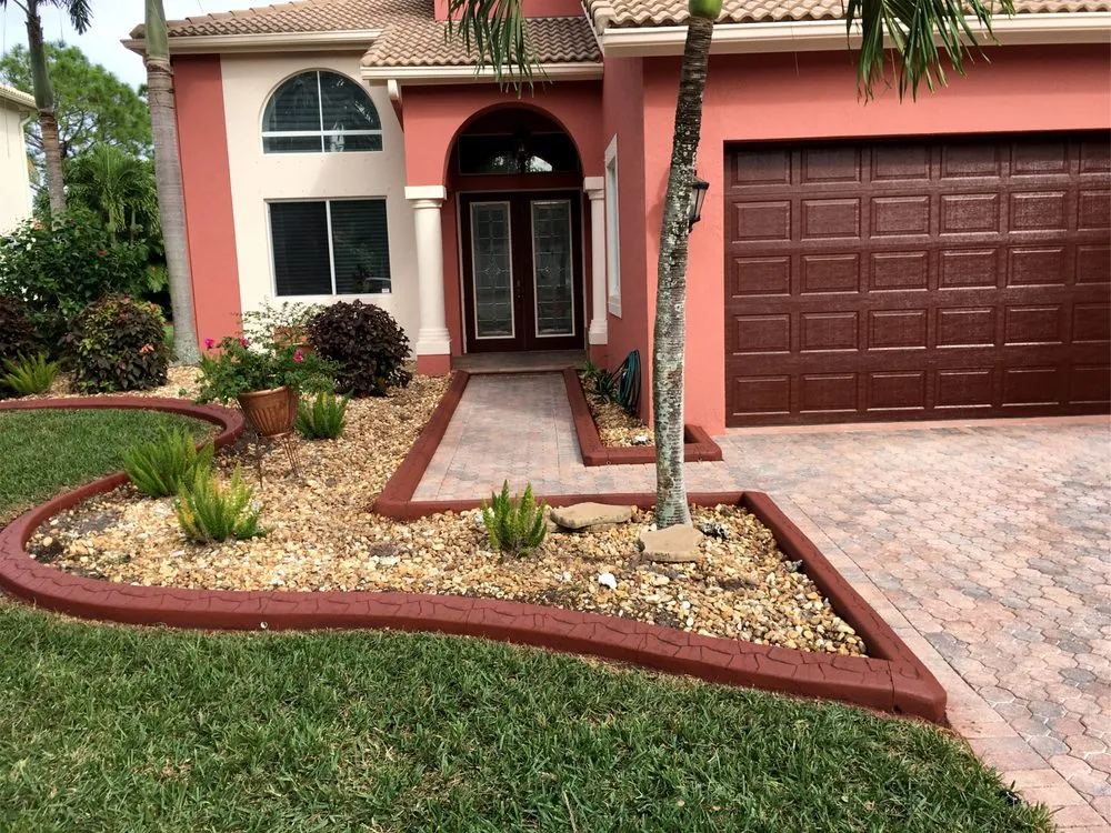 Top-rated lawn mowing service in Fort Pierce, FL - Kurbing