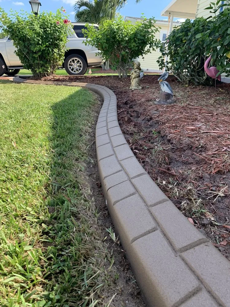 Trusted yard cleanup service in Fort Pierce, FL - Kurbing