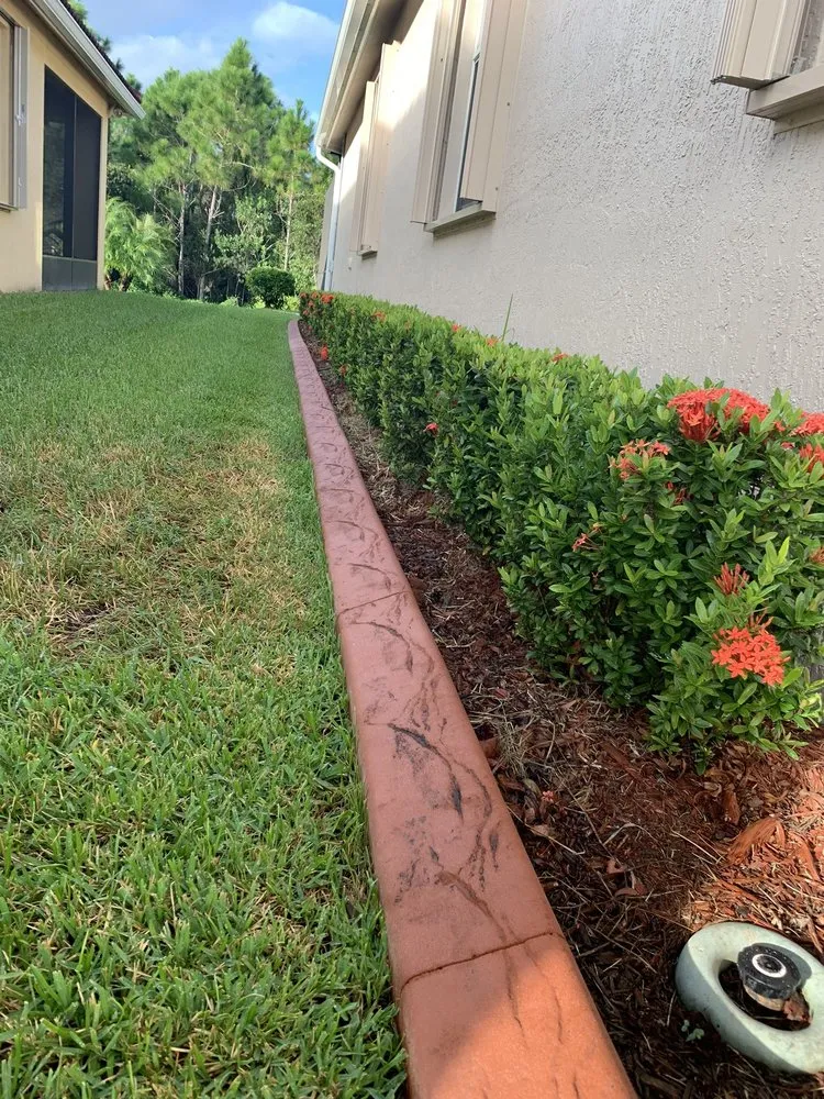 Affordable landscape installation in Fort Pierce, FL by Kurbing